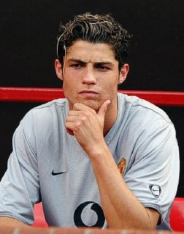 Cristiano Ronaldo sẽ luôn có lựa chọn trở lại Manchester United do điều khoản trong thỏa thuận chuyển nhượng năm 2009.